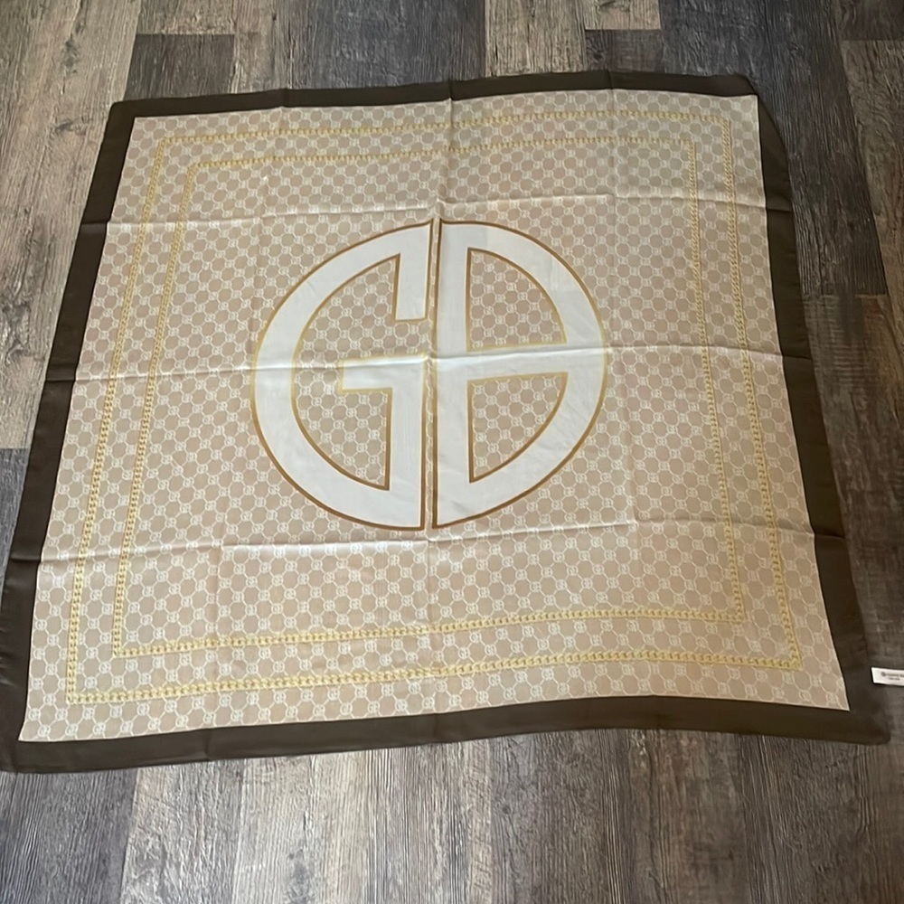 Giani Bernini lovely scarf 🧣